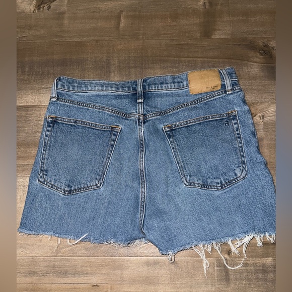 Rag & Bone Wren High-Rise Slim Straight Denim Cut Off Shorts Size 31 - Picture 3 of 6